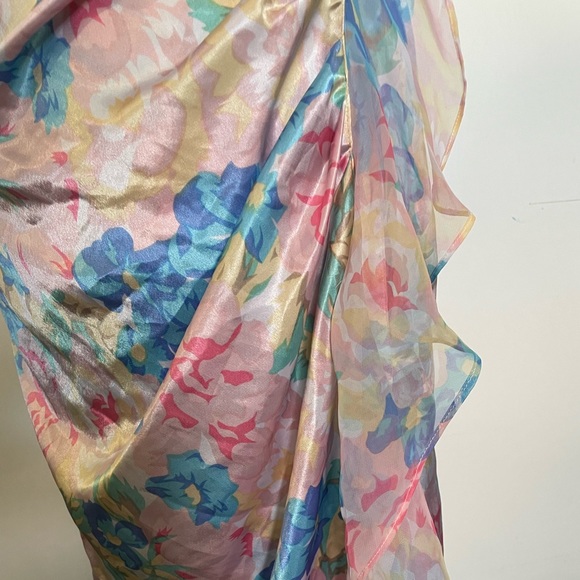 Vintage Victoria’s Secret gold label ruffled wrap slip dress - Picture 8 of 16